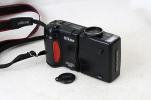 PARTS Nikon CoolPix 950 digital camera w/case & 64MB CF card - Picture 1 of 10