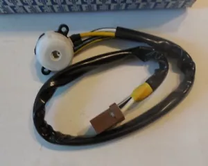 Ignition Starter Switch Original Eng Mgmt IS121 - Picture 1 of 1