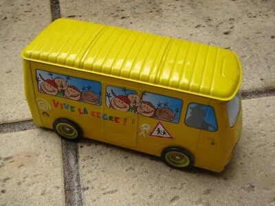 Boite en métal à biscuit  J7 PEUGEOT, mini bus scolaire - Photo 1/4