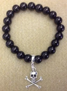 Handcrafted Black Gothic Skull N Bones Charm Beaded Bracelet - Picture 1 of 1