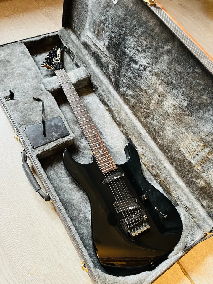 Charvel 275 Deluxe Fusion Chitarra Elettrica By Jackson - Imagen 1 de 4