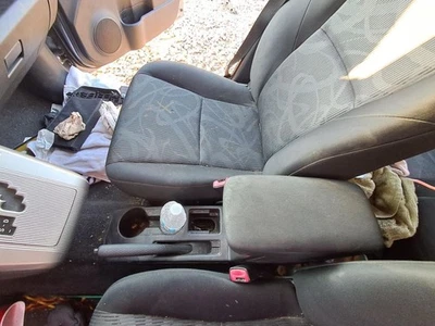 (LID ARMREST ONLY) Console Front Floor Fits 12-15 SCION XB 2559487 - Image 1 of 4