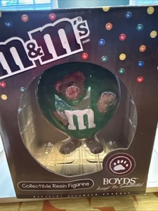 Boyd’s Bear 2005 Green M&M Peeker Resin Figure - Picture 1 of 4
