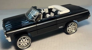 Voiture miniature ancienne moulé sous pression 1964 Chevrolet Impala Donk boîte et bulle échelle 1:24 - Photo 1/16
