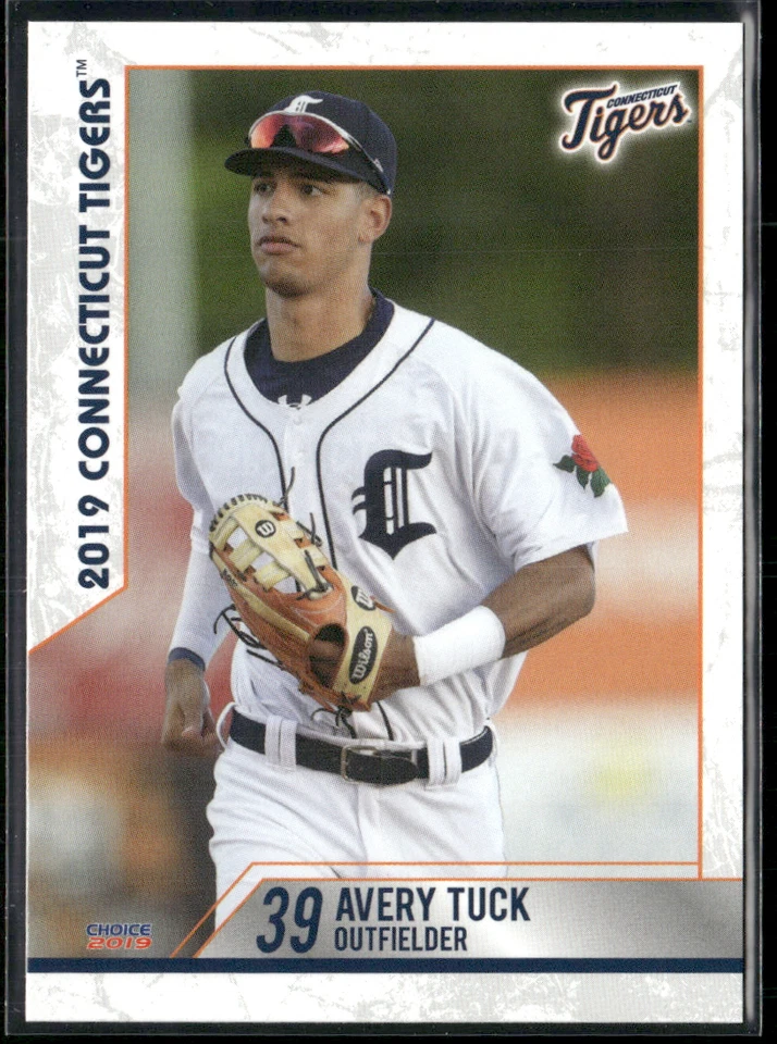 Avery Tuck 2019 Connecticut Tigers Team Set - Image 1 of 2
