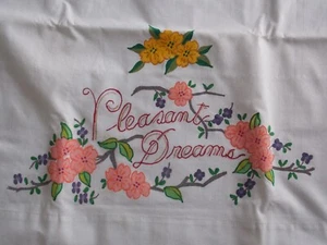 Set Of 2 Vintage Cannon Monticello Standard Size Pillowcases PLEASANT DREAMS - Picture 1 of 3