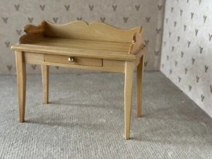 Dollhouse light Oak Study Desk 1:12 scale - Picture 1 of 7