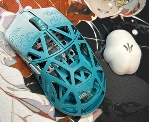 Mouse inalámbrico para juegos Fabulous Beasts x WLMOUSE Beast X - Imagen 1 de 3