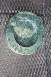 Runder Aschenbecher aus grünem Marmorstein 7 Zoll - Bild 1 von 5