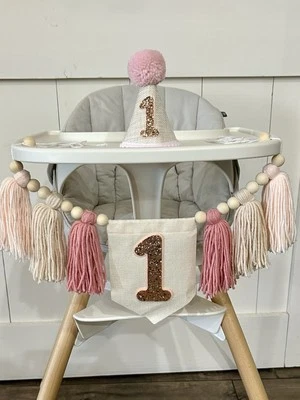 Estandarte de silla alta rosa 1er cumpleaños de 2 piezas y sombrero de cumpleaños clásico con brillo “1” Foto 1 de 4