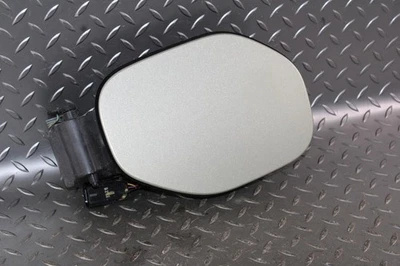 16-19 CHEVROLET VOLT Citron Green Gasoline Gas Fuel Filler Door Lid Factory OEM Foto 1 de 4