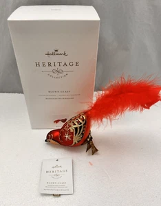 2017 Hallmark Heritage Weihnachtsschmuck roter Vogel geblasenes Glas rote Federn - Bild 1 von 14