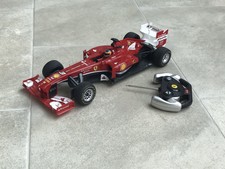 Rastar 1:12 Scale Ferrari F138 F1 Race Car Remote Control Car