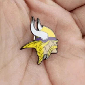 Spilla logo squadra National Football League (NFL) Minnesota Vikings - Foto 1 di 1