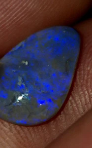 Cabochon opale naturale scuro/nero, opale Mintabie. Gemma opale australiano. 3,10 ct - Foto 1 di 9