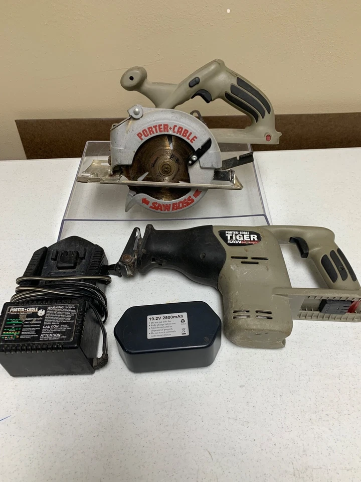 Sierra circular Porter Cable 845 y sierra recíproca 837 cargador de batería de 19,2 V probado Foto 1 de 4