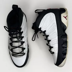 2016 Nike Air Jordan 9 IX Retro BG Space Jam bianco nero (302359-112) taglia 4,5 Y - Foto 1 di 7