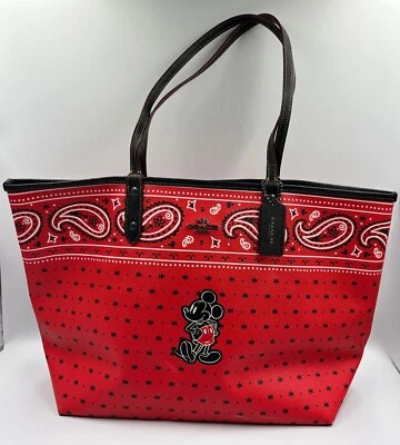 Bolso Coach Disney Reversible Bandana Paisley City Mickey Mouse Rojo/Negro Foto 1 de 4