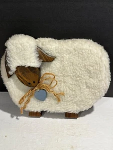 VTG Folk Art/Farmhouse Wooden Sheep Wall Hanging With Faux Wooly Coat - Picture 1 of 9