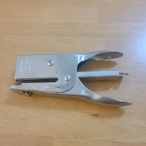 Vintage Neva-Clog J-60 Stapler - Picture 1 of 5
