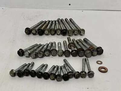 2002 Honda Cbr 954rr Crank Case Bolts (OEM) Foto 1 de 4