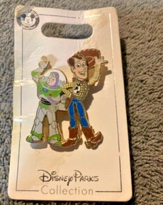 Parques Disney Toy Story Buzz y Woody Pin Brazos Movimiento 2012 - Imagen 1 de 2