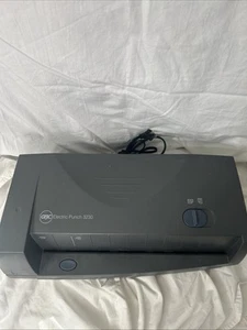 GBC 24 Blatt 3230 Elektrischer 3-Loch Locher/Hefter - Bild 1 von 6