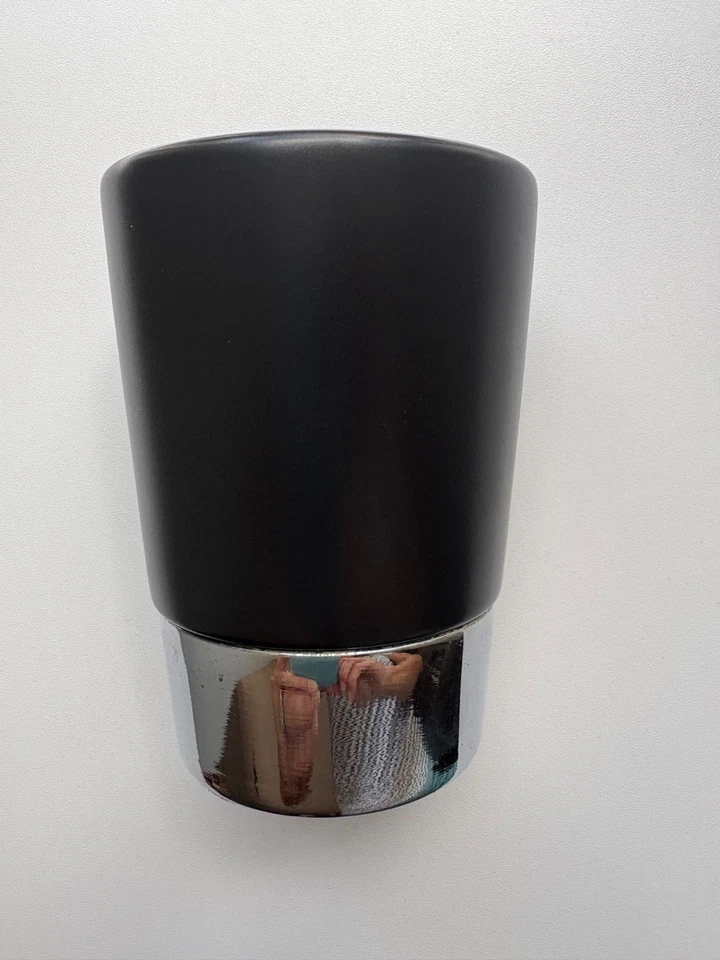 Suporte para escova de dentes preto cerâmica antiderrapante banheiro com base cromada - Imagem 1 de 4