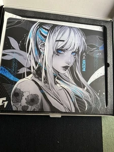 GLSSWRKS Kazemi Glass Pad Black Blue Limited Color Serial 1537/3333 490x420mm - Afbeelding 1 van 5