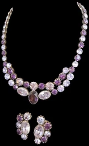 Lavendel lila und blau Vendome Halskette und Ohrringe Set 50er Jahre - Bild 1 von 10