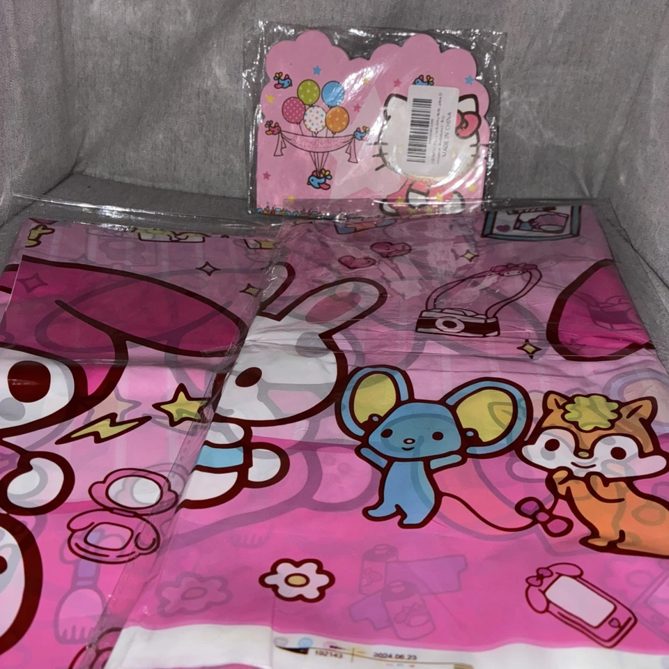 Hello Kitty 20-Invitaciones de Cumpleaños y 2 Fundas de Mesa-Sin Sobres Foto 1 de 4