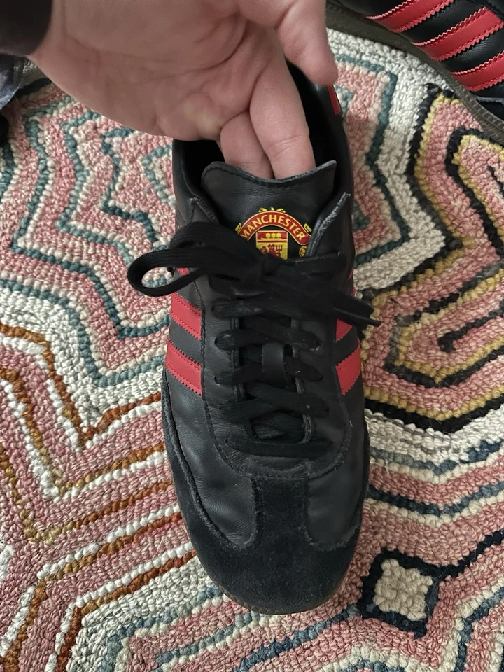 Adidas Sambas Manchester United Foto 1 de 4