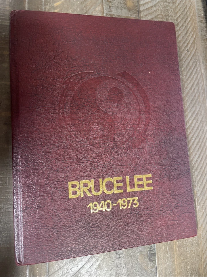 Bruce Lee 1940-1973 Memorial Book Hardback 1974 Rainbow Publications - Image 1 of 2