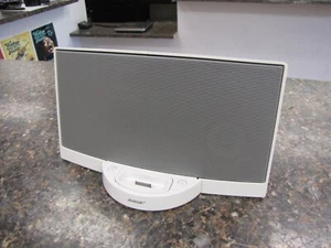 Bose SoundDock Digital Music System Series for Ipod 30-Pin- White - Photo 1/9