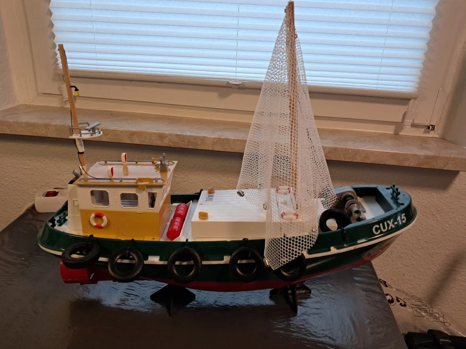 CARSON 500108031 Fischkutter Cux-15 | 2.4GHz | RC Schiff Komplett, OVP vorhanden - Bild 1 von 4