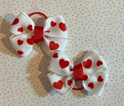 Día de San Valentín 1” Arco para Pelo Infantil, Corazones Taza de Té Cachorro Perro Arcos, Corazón Pelo Bow Foto 1 de 4