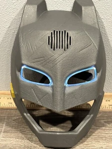 Batman vs Superman: Dawn of Justice Batman Voice-Changer Casco Mattel 2016 Funciona - Imagen 1 de 5
