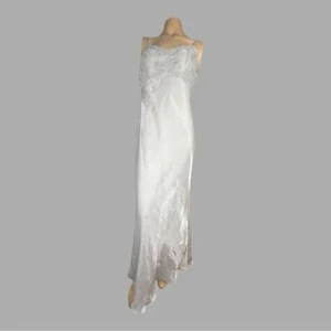 Vestido sin tirantes Y2K plateado metálico con cuentas - Rhapsody Ltd. Talla 6P - Imagen 1 de 10