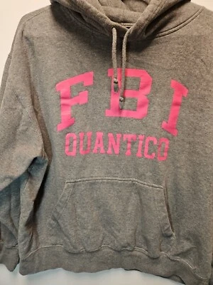 Moletom com capuz “FBI QUANTICO” letras cinza/rosa/moletom com capuz GG - Imagem 1 de 4