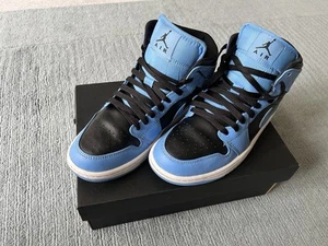 Air Jordon 1 mid size 6.5 (U.K.) University Blue & Black Excellent Condition - Picture 1 of 8