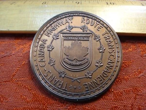 Medalla de apertura oficial de la ruta de la carretera Transcanadiense 1962 de colección - Imagen 1 de 5