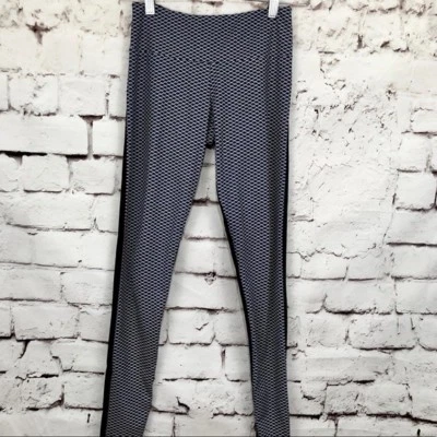 Onzie Black White Diamond Checker Yoga Leggings Size XS - Image 1 of 4