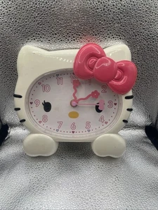 Hello Kitty San Rio Wall Clock 2011 Battery Operated Pink Bow  - Picture 1 of 2