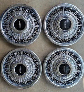 1977 1978 1979 Lincoln Versailles Genuine 14" Wire Spoke Hubcaps Wheel Covers-4 - Bild 1 von 2