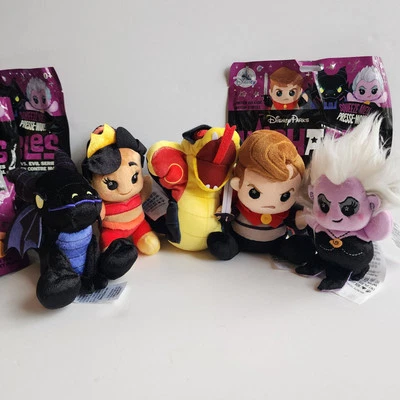 Disney Parks Wishables Good vs. Juego de Peluche Evil Micro D23 Fan Event NUEVO JUEGO DE 5 PIEZAS Foto 1 de 4