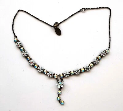 Collar flor margarita rosa aurora boreal Michal Negrin gótico de inspiración vintage Foto 1 de 4