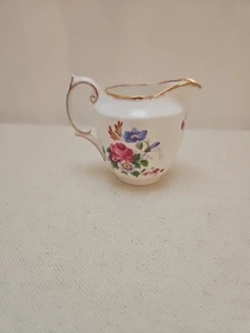 Vintage ROYAL ALBERT BARBARA ANN Muster 3 1/2"h Milchkännchen Bone China England - Bild 1 von 1