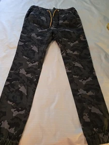 Pantalones de chándal camuflados de fin de semana lira talla 30 para hombre usados en excelente estado - Imagen 1 de 14
