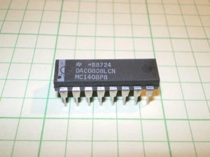 DAC0808LCN 8-bit monolithic digital-to-analog converter 16 PIN DIP - Bild 1 von 1