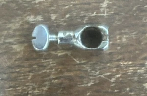 Singer 3337 sewing machine Replacement OEM part Needle Clamp - Picture 1 of 2